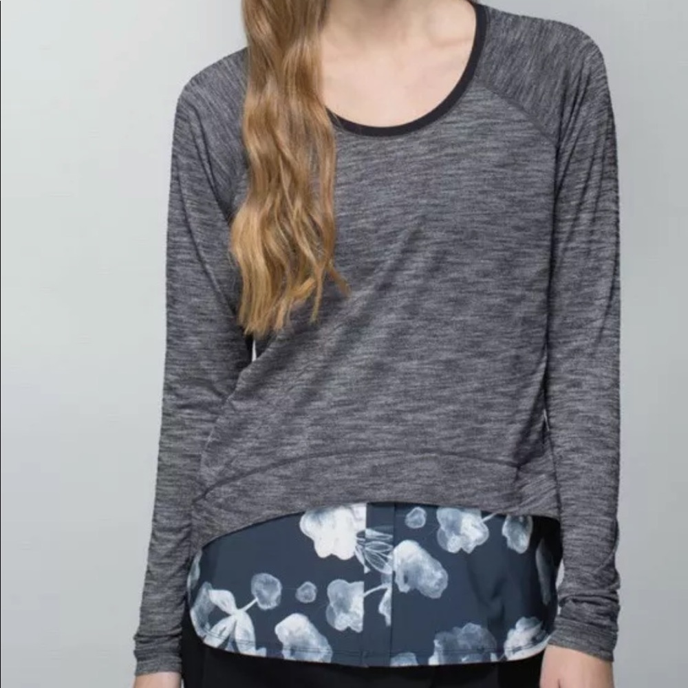 Lululemon Layered Long Sleeve Tee Sz 8 Thumbhole